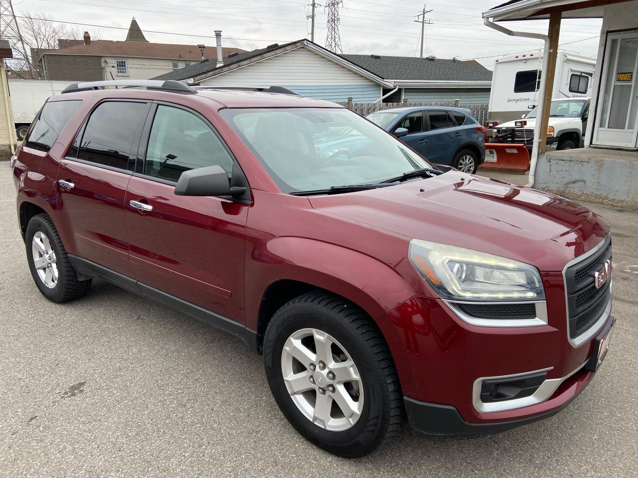 Used 2016 GMC Acadia SLE ** AWD, BACK CAM, BLUETOOTH  ** for sale in St Catharines, ON