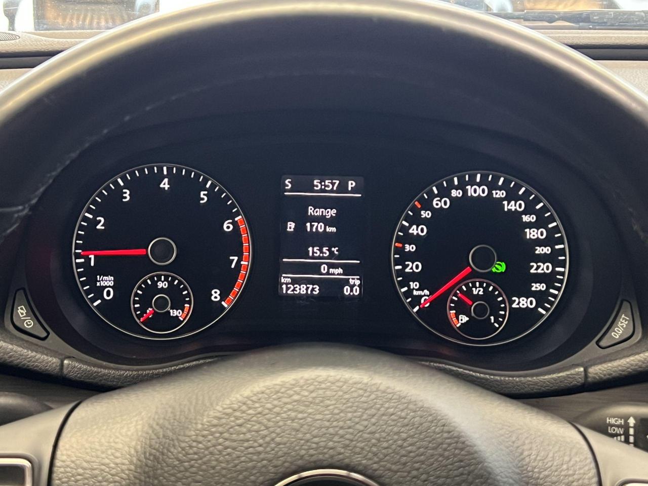 2015 Volkswagen Passat Comfortline+Camera+Roof+Heated Leather+ - Photo #17
