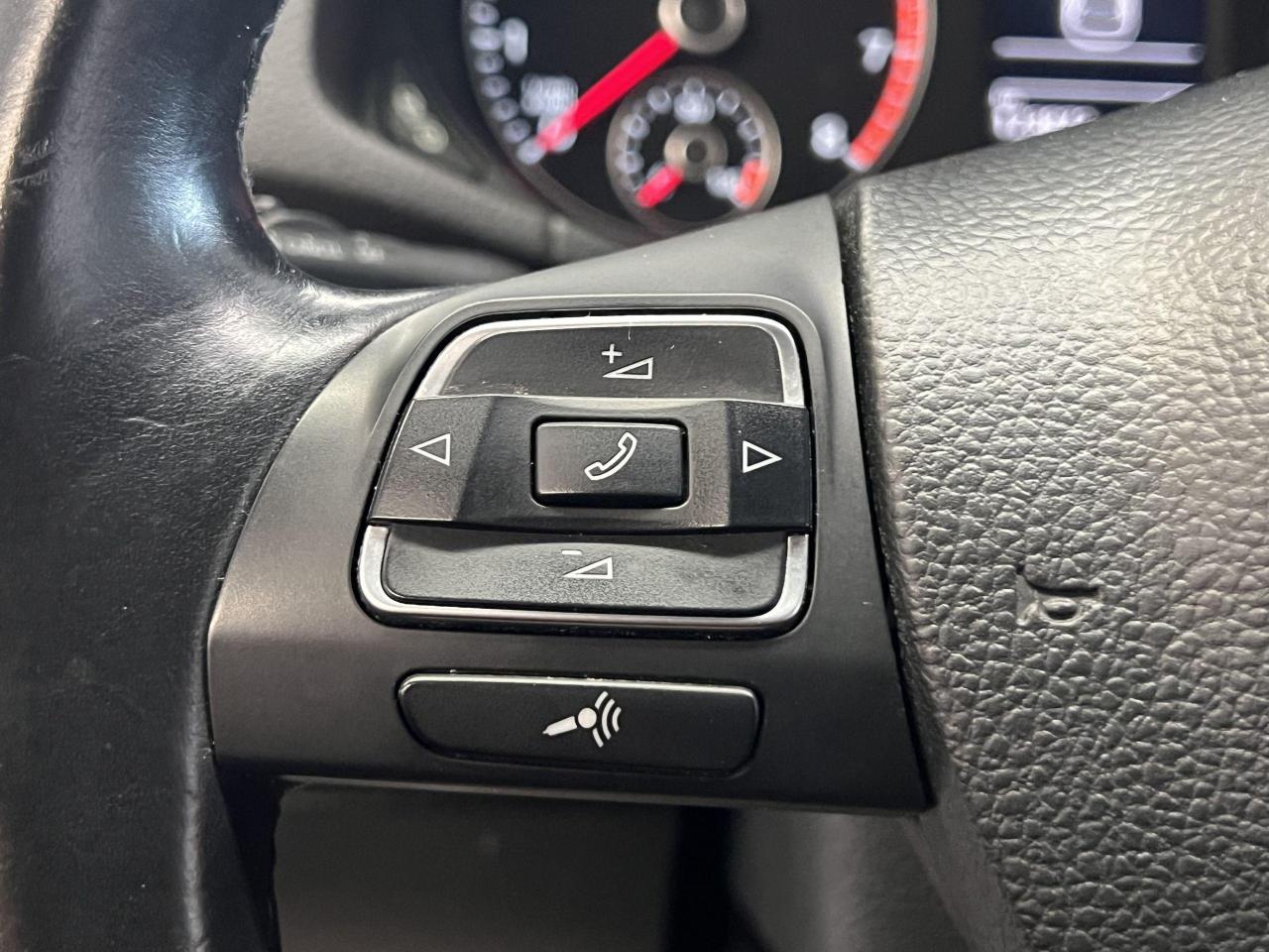 2015 Volkswagen Passat Comfortline+Camera+Roof+Heated Leather+ Photo108