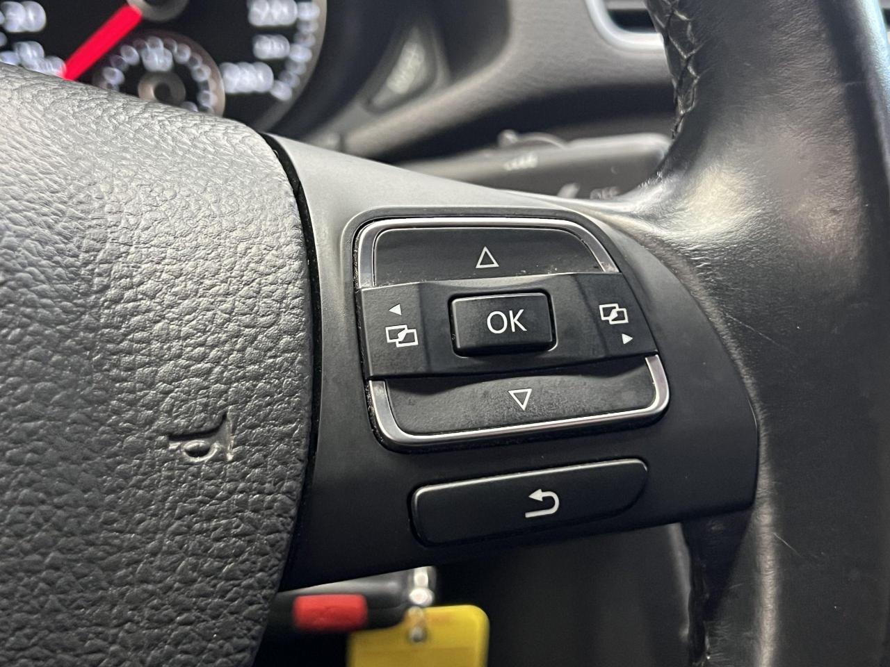 2015 Volkswagen Passat Comfortline+Camera+Roof+Heated Leather+ Photo109