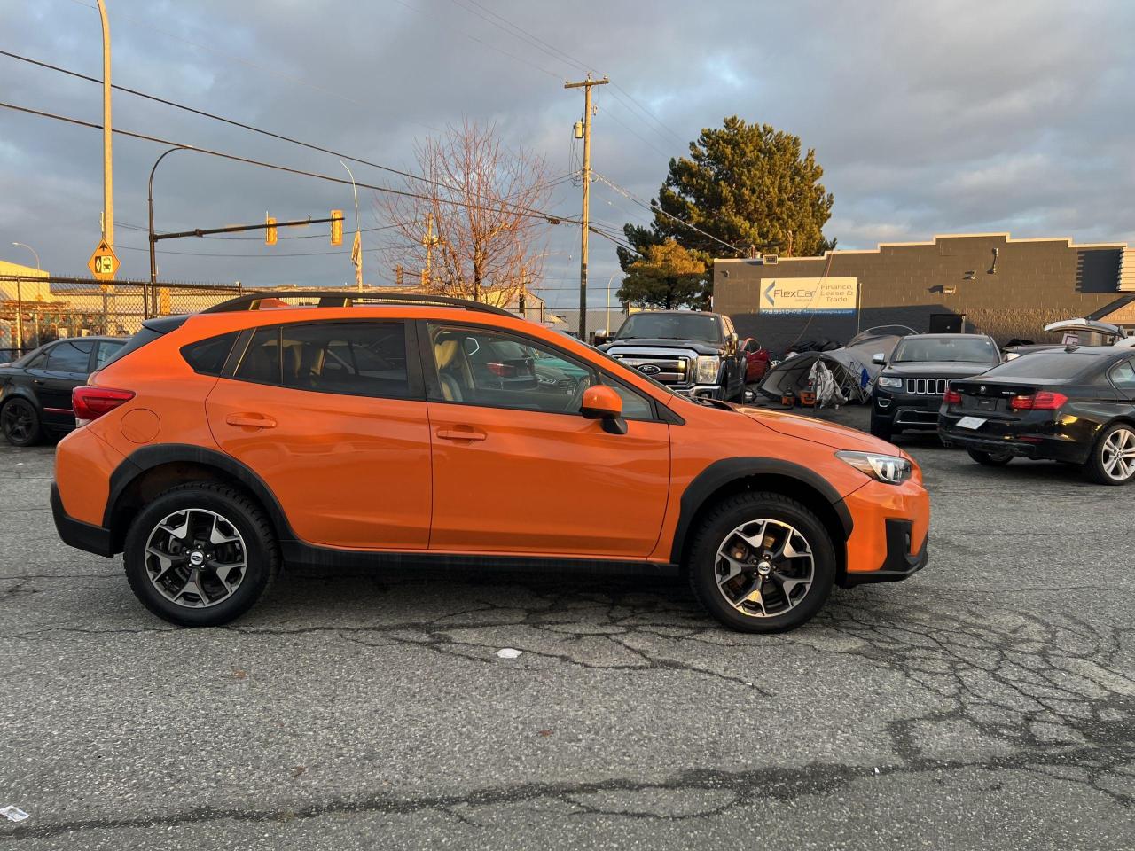 2018 Subaru Crosstrek Touring AWD - Photo #4