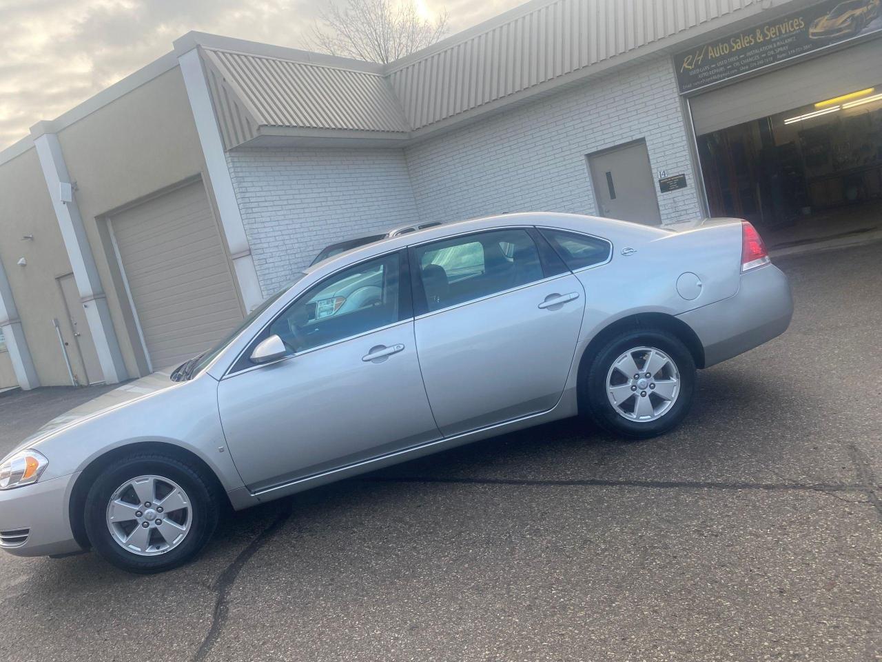 2008 Chevrolet Impala LT - Photo #3