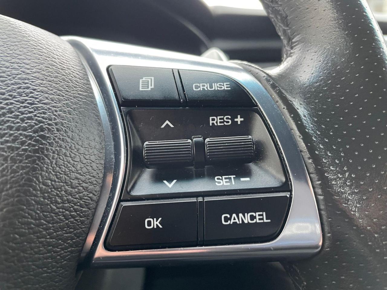 2018 Hyundai Sonata SPORT *BACKUP CAM, SUNROOF, HEATED LEATHER SEATS* - Photo #11