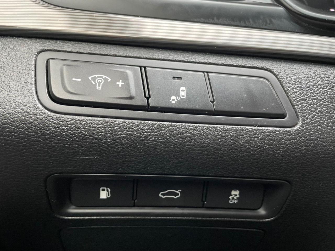 2018 Hyundai Sonata SPORT *BACKUP CAM, SUNROOF, HEATED LEATHER SEATS* - Photo #13