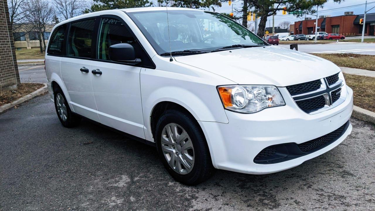 2020 Dodge Grand Caravan SE Photo2