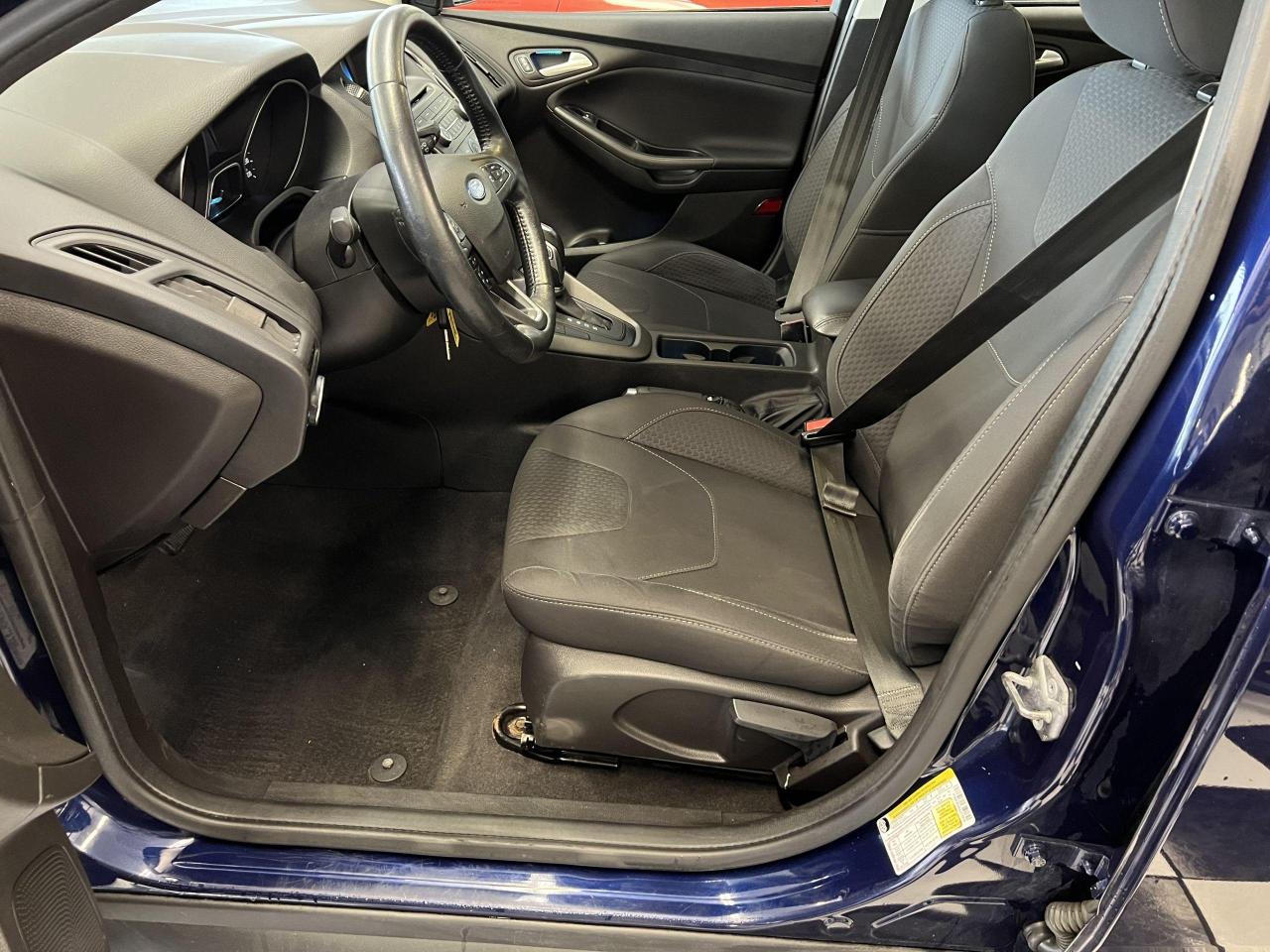 2016 Ford Focus SE W/Apperance PKG+New Brakes+Camera+CLEAN CARFAX - Photo #19
