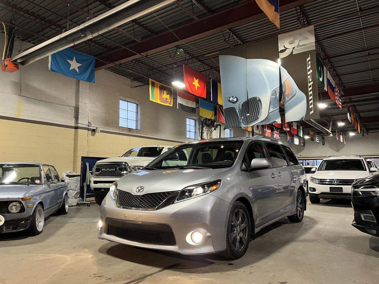 Used 2017 Toyota Sienna 5DR SE 8-PASS FWD for sale in North York, ON