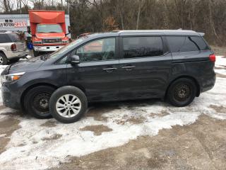 2017 Kia Sedona LX+ - Photo #2