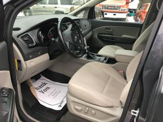 2017 Kia Sedona LX+ - Photo #9