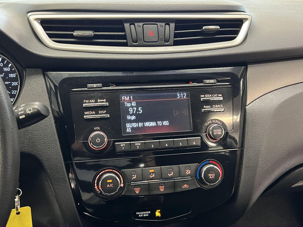 2016 Nissan Rogue S+Bluetooth+Camera+A/C+CLEAN CARFAX Photo70