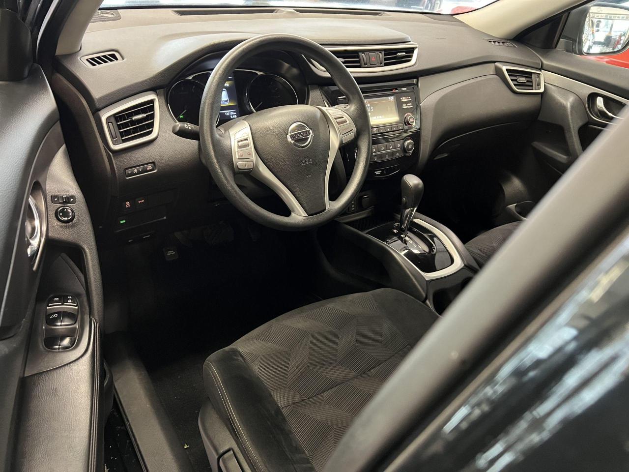 2016 Nissan Rogue S+Bluetooth+Camera+A/C+CLEAN CARFAX Photo77