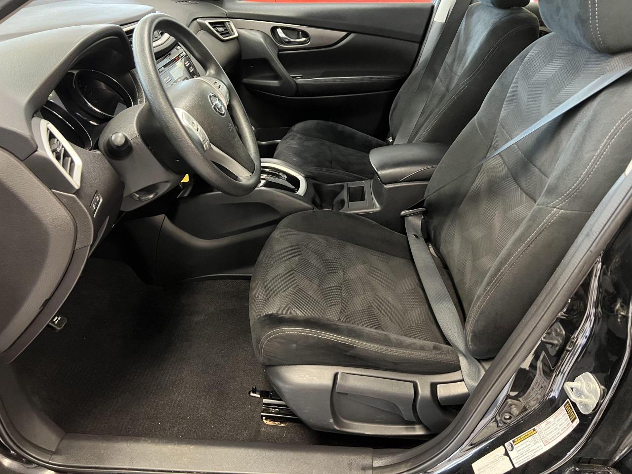 2016 Nissan Rogue S+Bluetooth+Camera+A/C+CLEAN CARFAX Photo78