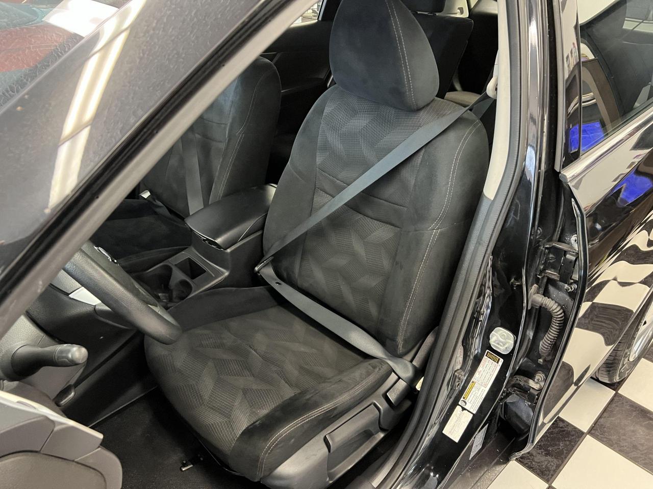 2016 Nissan Rogue S+Bluetooth+Camera+A/C+CLEAN CARFAX - Photo #19