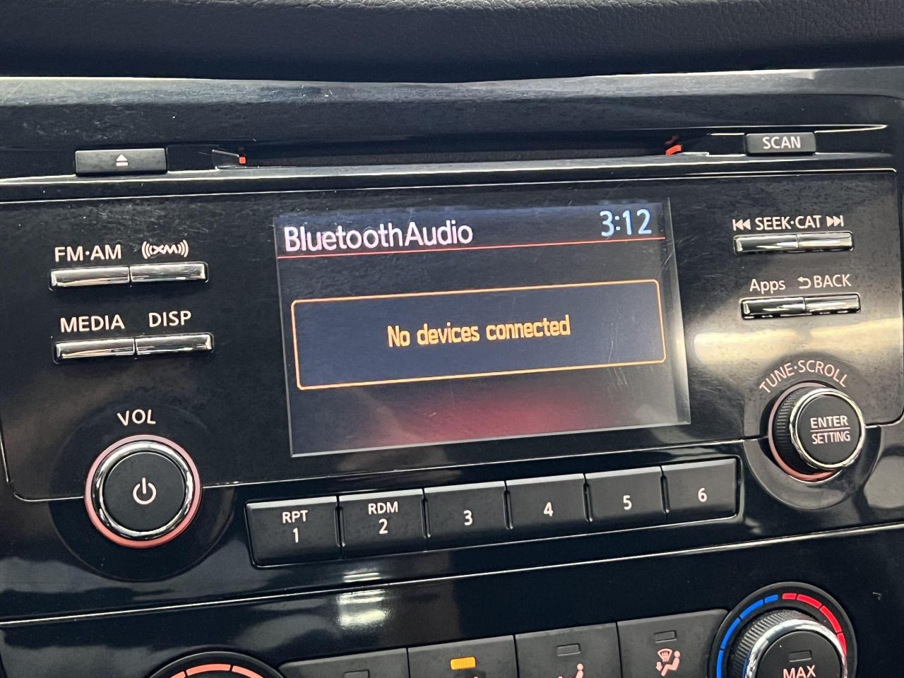 2016 Nissan Rogue S+Bluetooth+Camera+A/C+CLEAN CARFAX - Photo #29