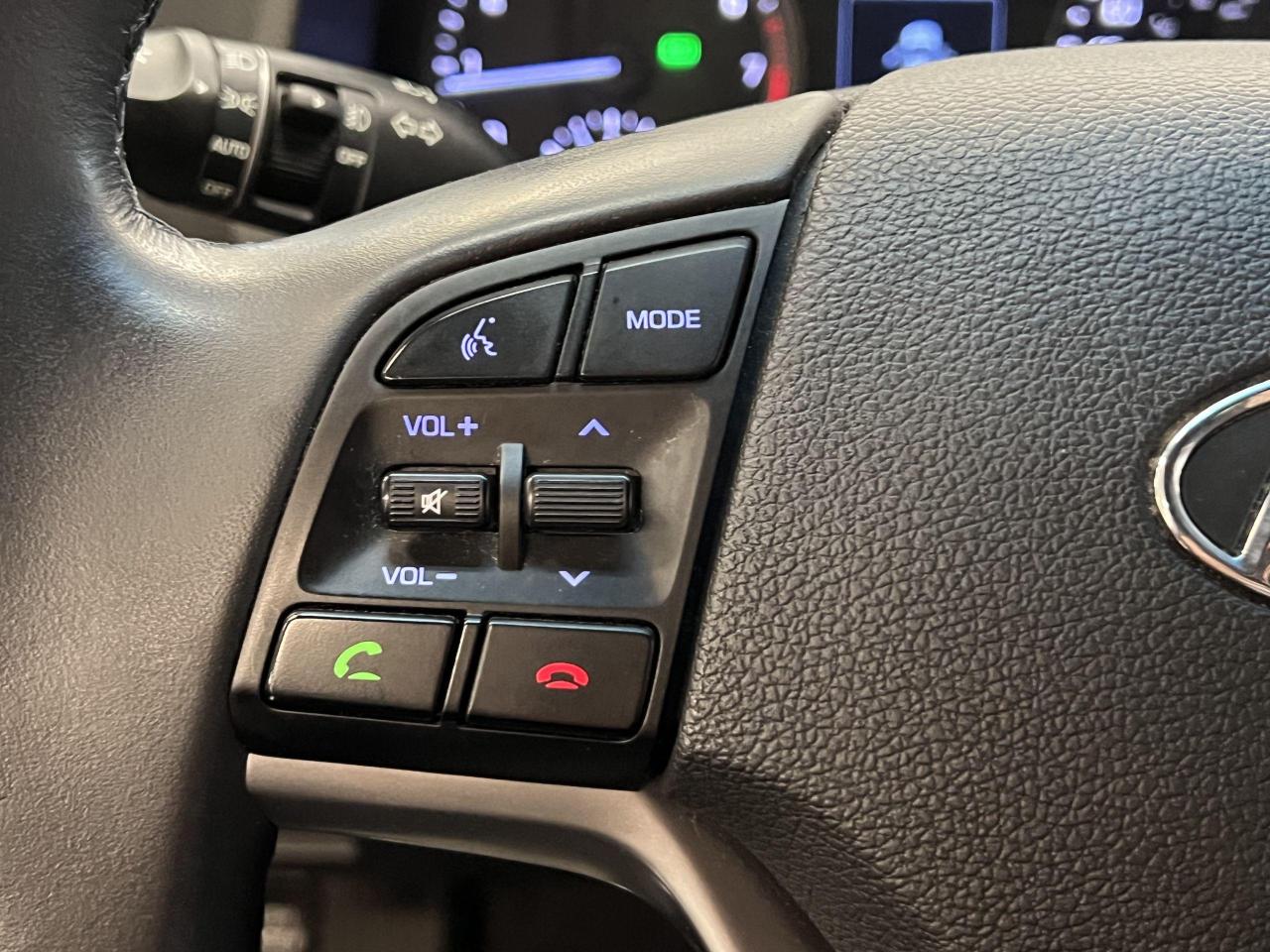 2016 Hyundai Tucson Premium AWD+Camera+Heated Seats+CLEAN CARFAX - Photo #42
