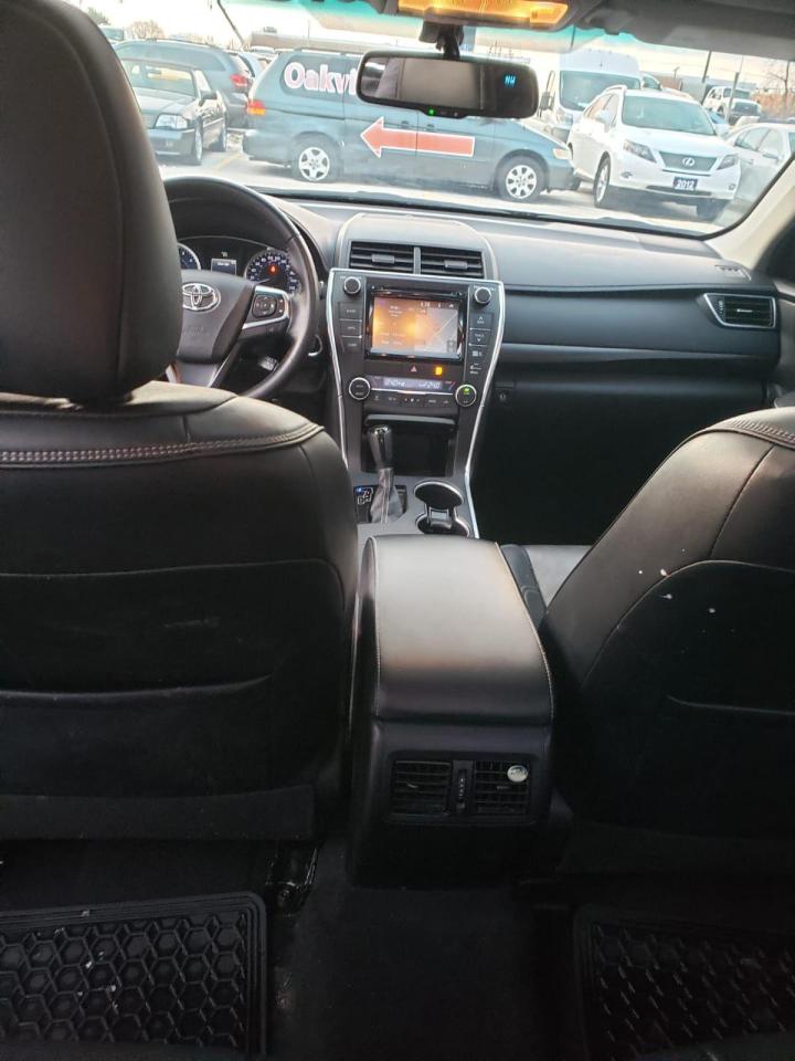 2015 Toyota Camry Leather Roof Navigation 4 Cyl, Certified - Photo #16