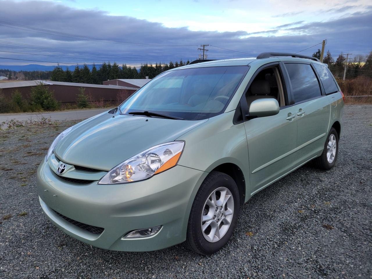 2006 Toyota Sienna 5dr 7-Passenger AWD