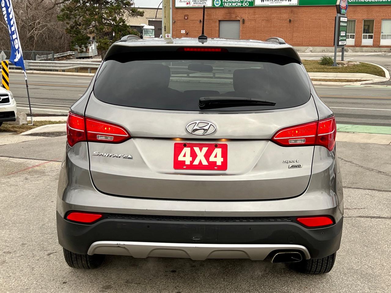 2014 Hyundai Santa Fe Premium Photo4