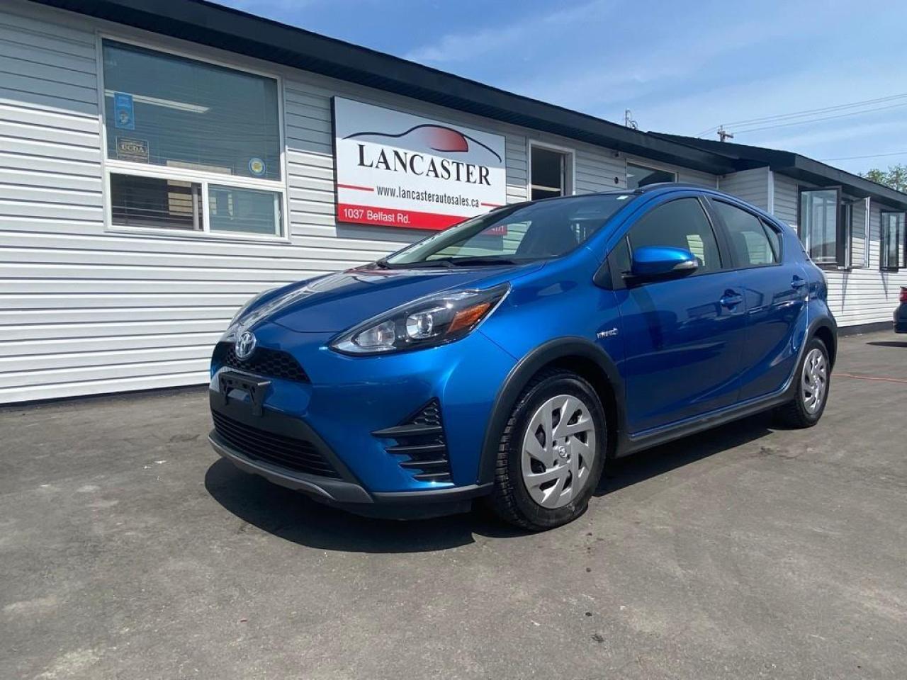 2018 Toyota Prius c Hybrid - Photo #1