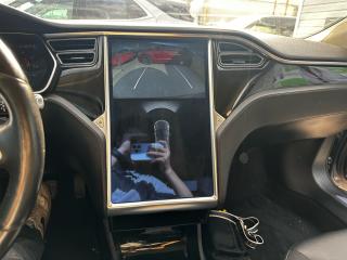 2015 Tesla Model S 4dr Sdn AWD 70D - Photo #14