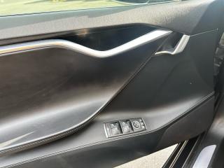 2015 Tesla Model S 4dr Sdn AWD 70D - Photo #16