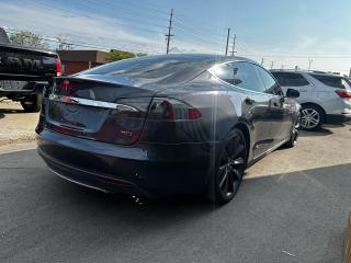 2015 Tesla Model S 4dr Sdn AWD 70D - Photo #4