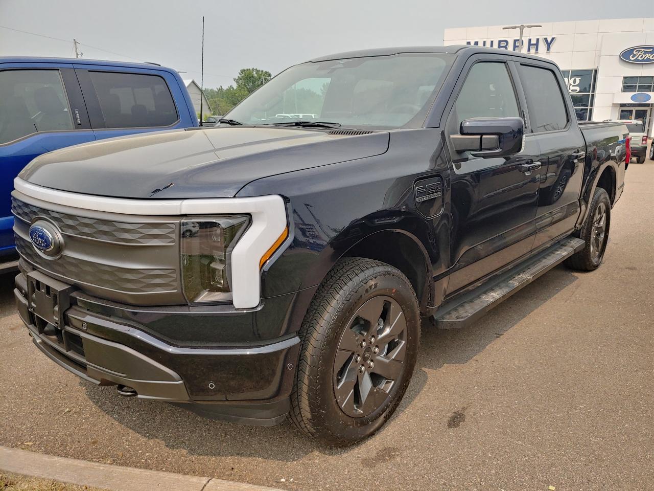 2023 Ford F-150 Lightning Lariat
