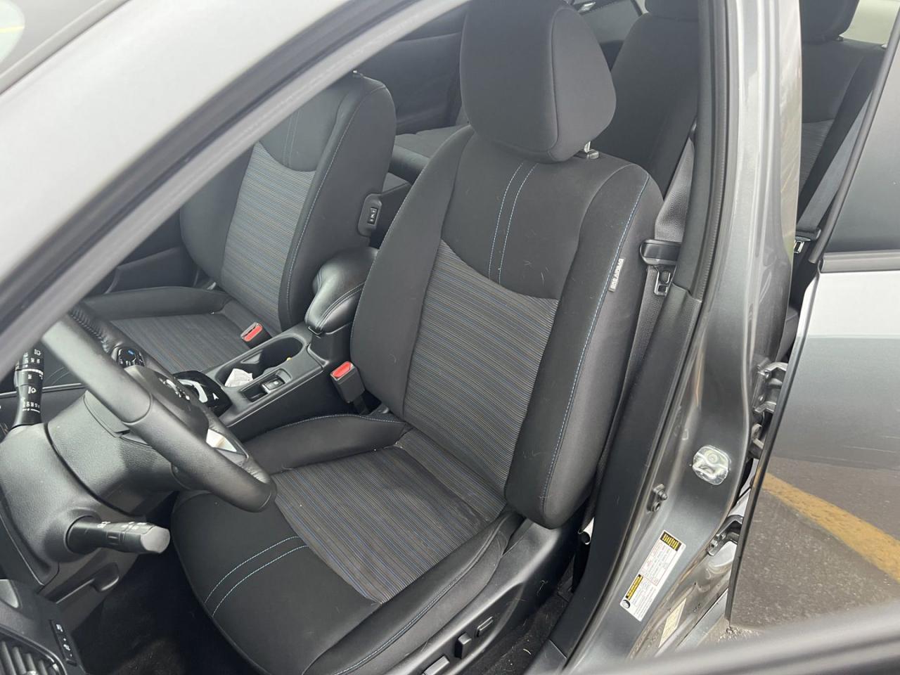 2020 Nissan Leaf SV - Photo #2