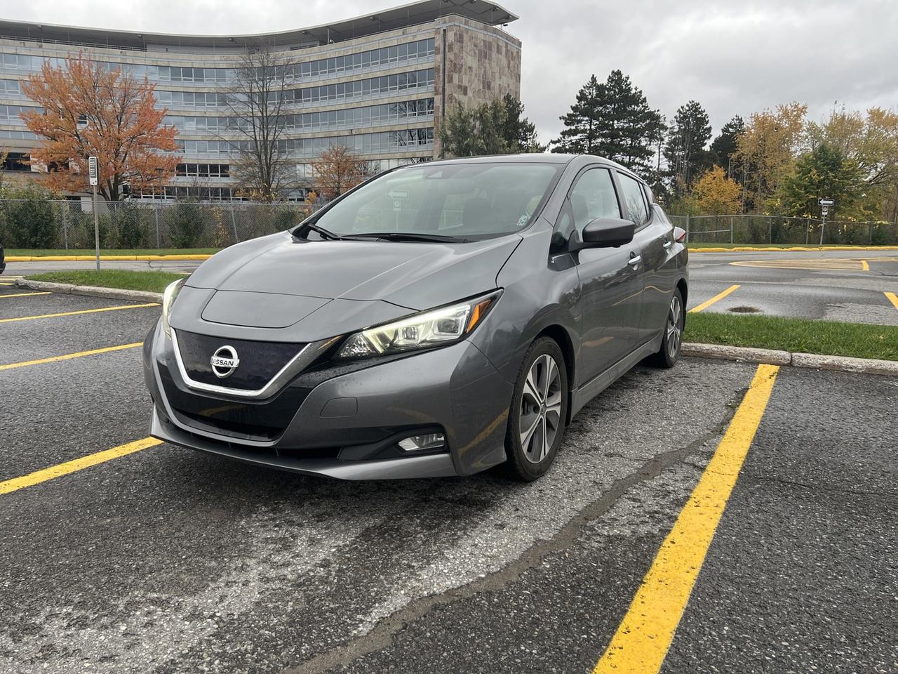 <div data-block-id=block-c3f74b0a-094e-4d33-8c9e-61d42708d1f3>Recent arrival ! Save your gas money with this 2020 Nissan Leaf SV, <span>with range up to 240 km.</span><span> Heated front and rear seats, </span><span>8 touch screen,</span><span> 360 cam, </span><span>Navigation, Apple car play, Android auto, Digital instrument cluster</span><span>, Nissan connect, Pro pilot assist, steering assist, intelligent cruise control, </span><span>110kW AC Synchronous electric motor with 147HP and 236ft LBS of torque, 40kWh Lithium - ion battery</span><span> </span><span>and much more. </span><span> Schedule your test drive today. </span></div><div data-block-id=block-c3f74b0a-094e-4d33-8c9e-61d42708d1f3><br>Home delivery/Canada-wide shipping available. 3rd party inspections always welcome.</div><div data-block-id=block-fd4061c7-48da-4f63-a6aa-4b1bed9111aa>Financing available OAC, All credit types approved. Trades welcome. Get an instant appraisal for your trade at <a href=http://sell.autoagents.io/ rel=noopener noreferrer target=_blank>http://sell.autoagents.io</a></div><div data-block-id=block-c0faa392-3ee7-4ee6-b3d7-860104cbad30></div><div data-block-id=block-9099e45f-e58b-4028-91e7-103e1a990b86>AutoAgents is the NEXT GENERATION of dealerships. We search Canada wide to find you the exact car you want instead of limiting your options to our available inventory. The only inventory we offer are Trade-ins, Cancellations and wholesale pieces that are under 21 days old. If you see something you like, inquire now or it may be gone tomorrow. </div><div data-block-id=block-b6ab454c-b6cb-45c9-a979-0102d0e2569a>2021 Faces Dealership of the year</div><div data-block-id=block-8bbac7bc-c628-44ce-83ed-3fb8002b5cab><a href=http://www.autoagents.io/ rel=noopener noreferrer target=_blank>www.AutoAgents.io</a></div>