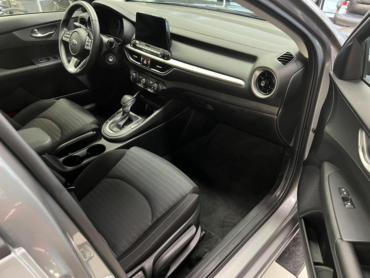 2021 Kia Forte LX+ApplePlay+Camera+Heated Seats+CLEAN CARFAX - Photo #21