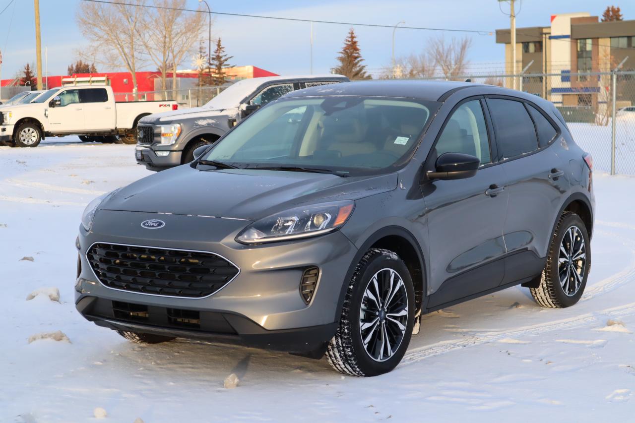 2022 Ford Escape SE Hybrid Photo0