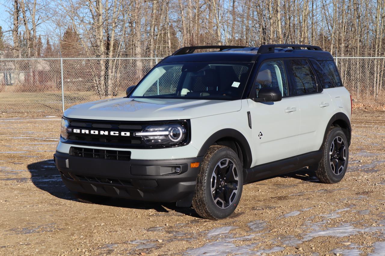 2022 Ford Bronco Sport Outer Banks Photo0