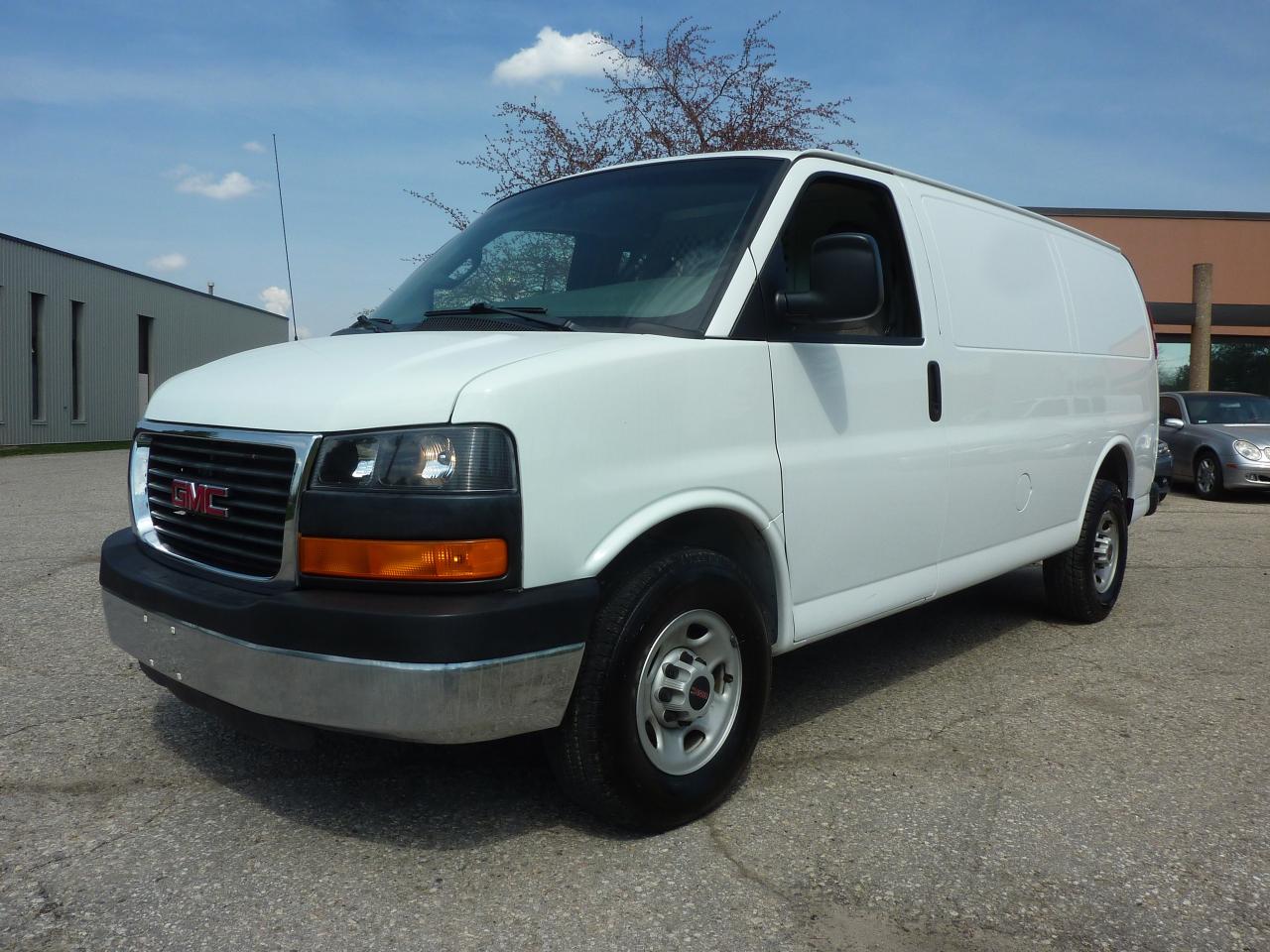 2017 GMC Savana 2500 135" WB