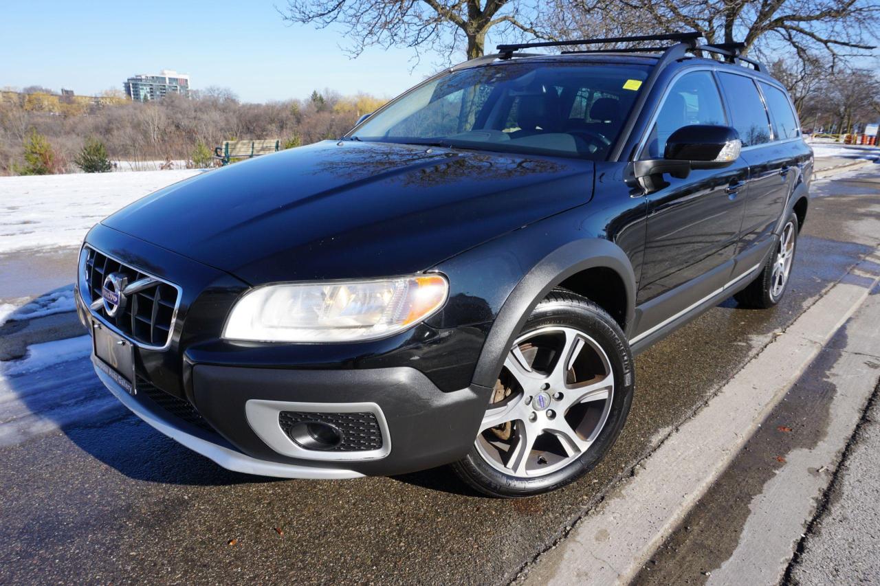 2012 Volvo XC70 1 OWNER / NO ACCIDENTS / DEALER SERVICED / T6 AWD