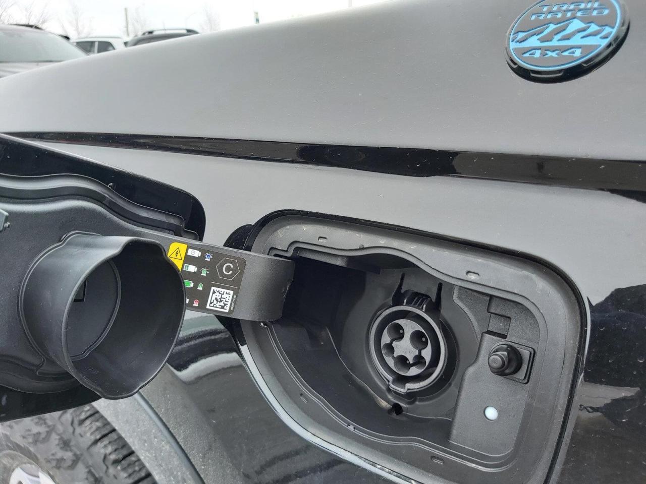 2022 Jeep Grand Cherokee 4xe Trailhawk Photo4