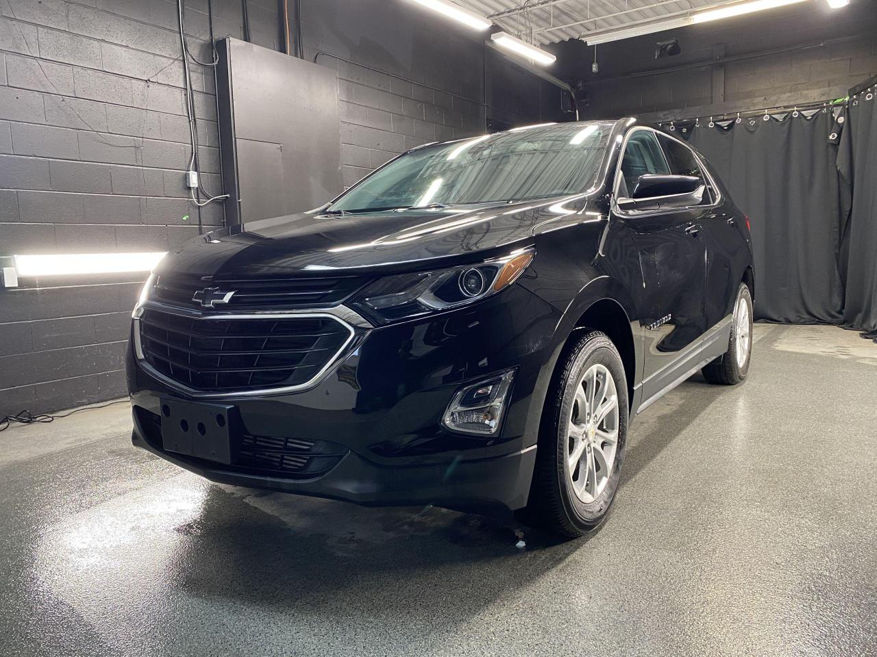 2020 Chevrolet Equinox AWD LT / Clean CarFax / New Car Smell - Photo #1