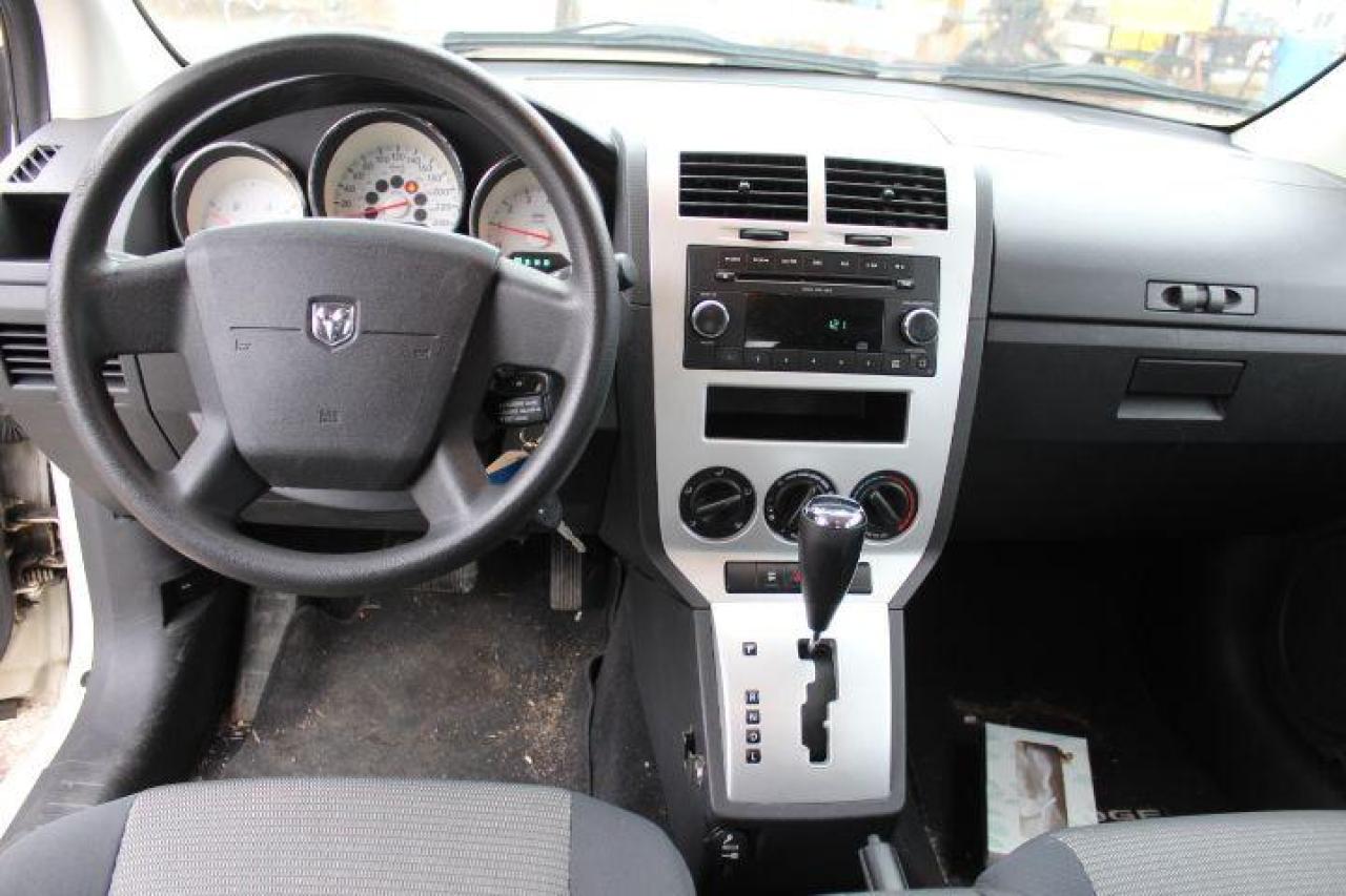 2009 Dodge Caliber  Photo4