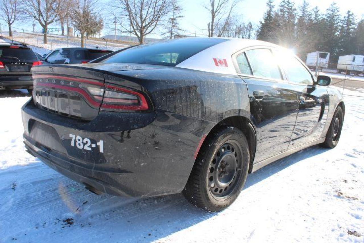 2017 Dodge Charger  Photo2