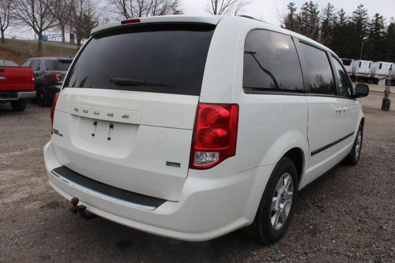 2011 Dodge Grand Caravan  Photo2