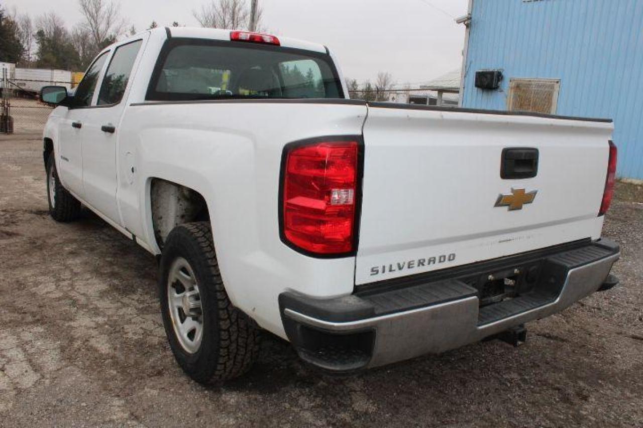 2018 Chevrolet Silverado 1500  Photo3