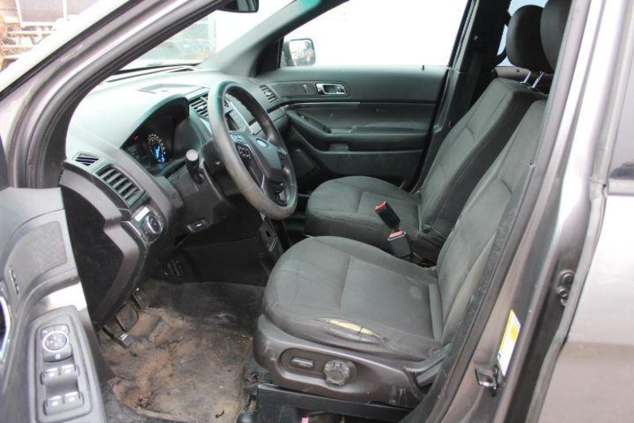 2017 Ford Police Interceptor Utility  Photo4