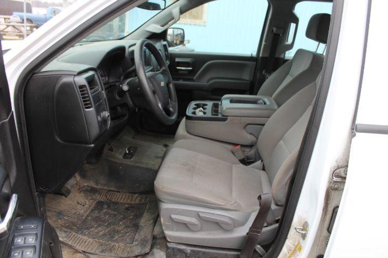 2018 Chevrolet Silverado 1500  Photo4