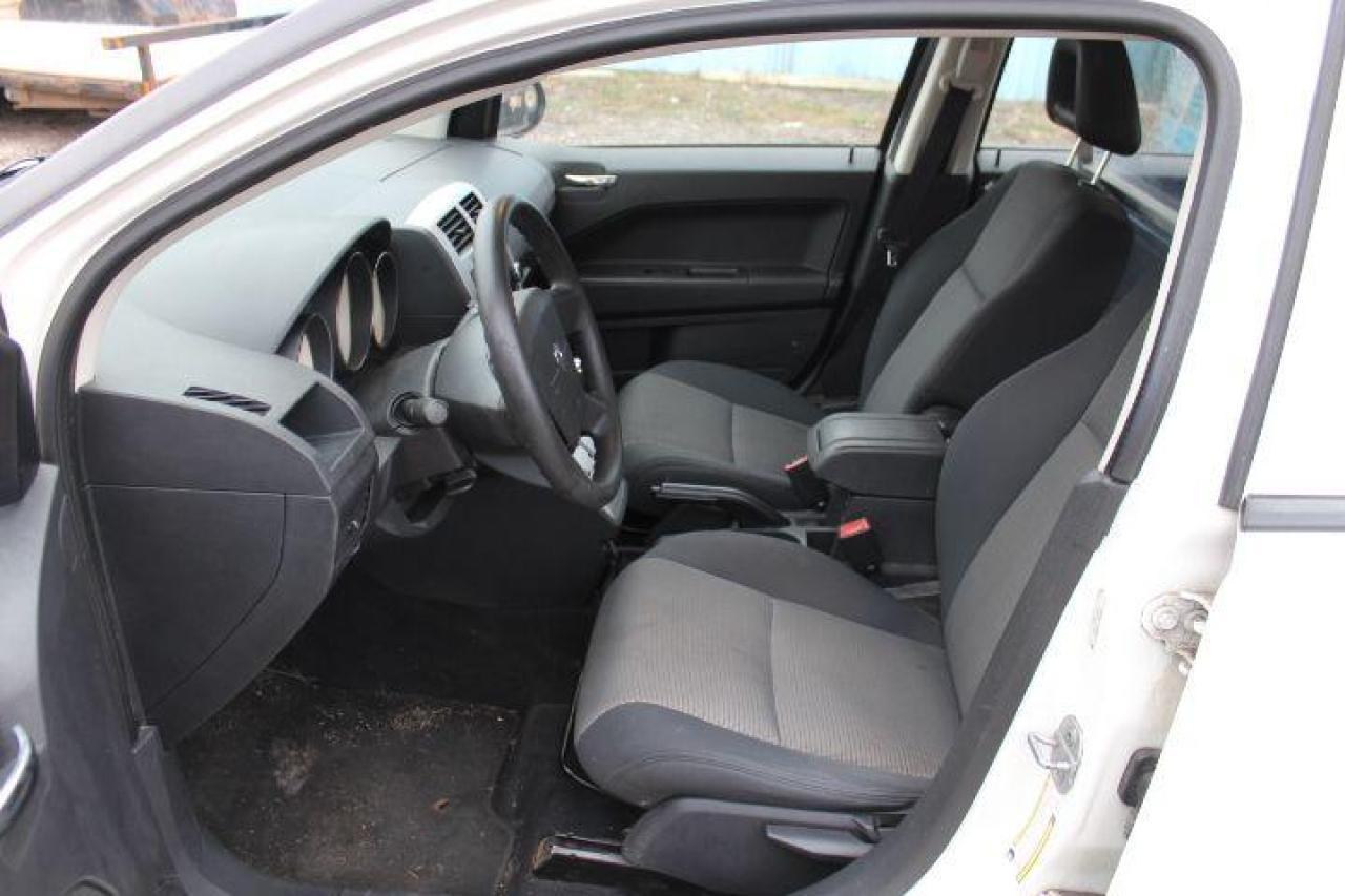 2009 Dodge Caliber  Photo4