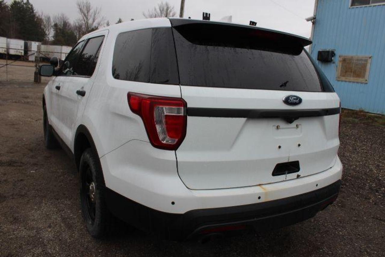 2016 Ford Police Interceptor Utility  Photo3