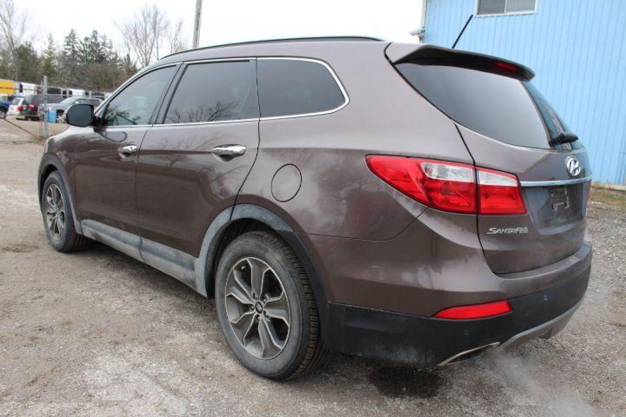 2014 Hyundai Santa Fe XL  Photo3