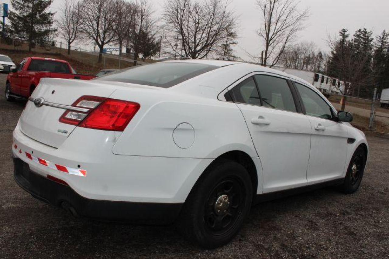2014 Ford Police Interceptor Utility  Photo2