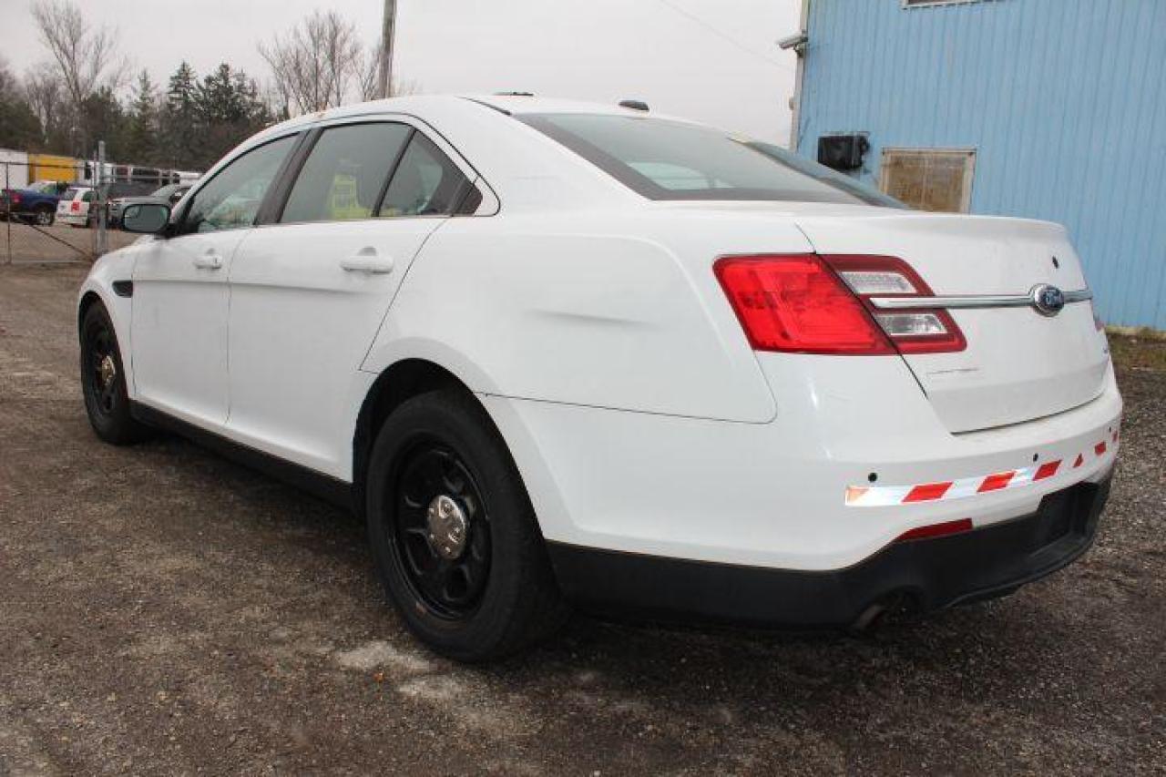 2014 Ford Police Interceptor Utility  Photo3