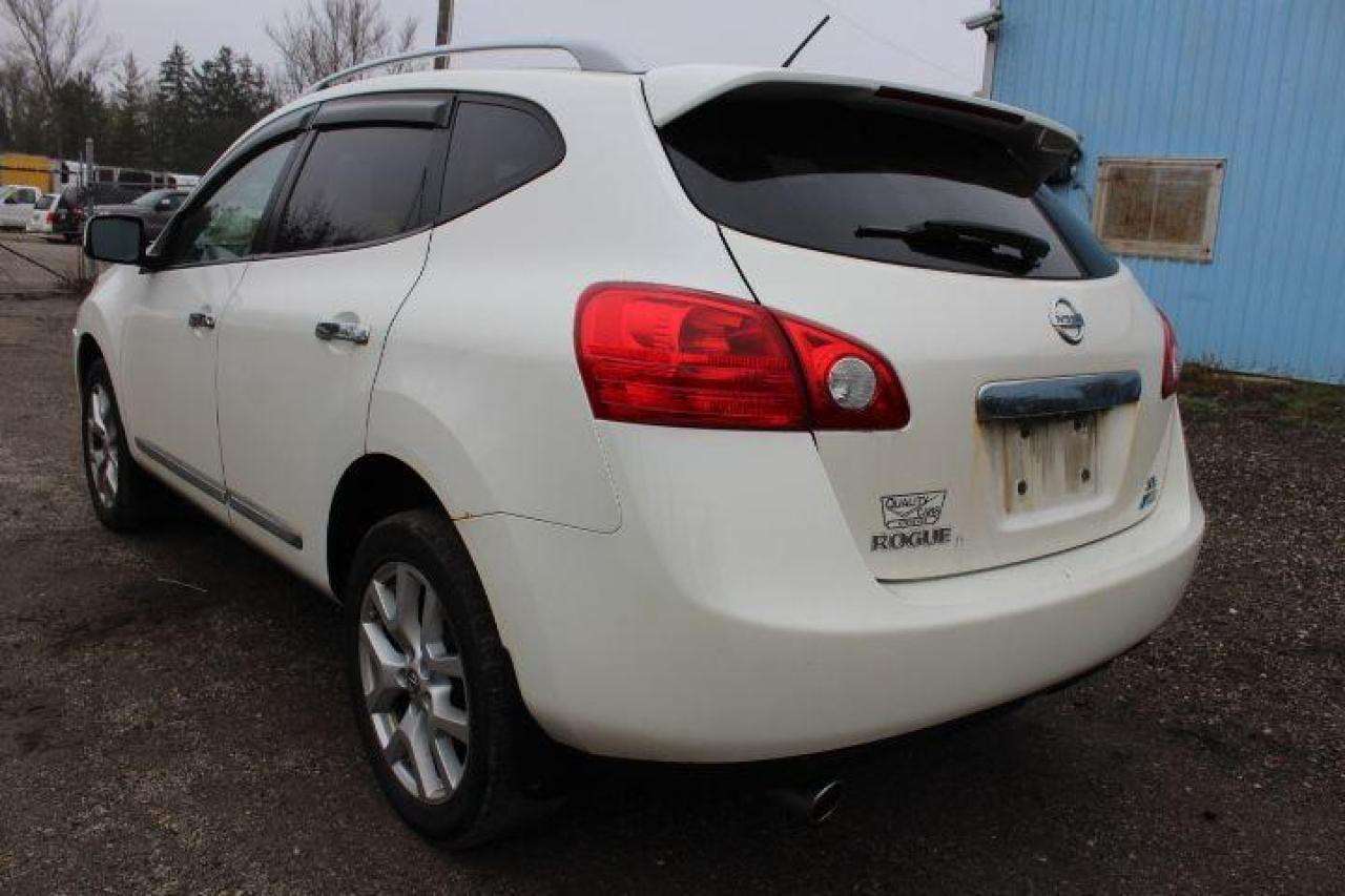 2012 Nissan Rogue  Photo3