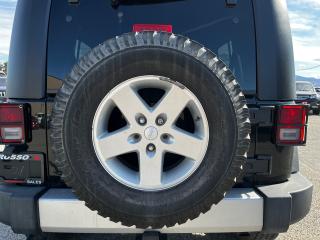 2014 Jeep Wrangler UNLIMITED SPORT 4x4, Only 101,000 kms - Photo #24