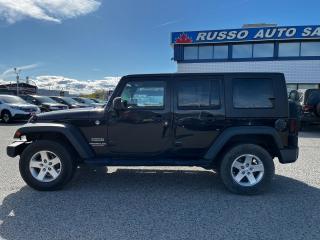 2014 Jeep Wrangler UNLIMITED SPORT 4x4, Only 101,000 kms - Photo #8